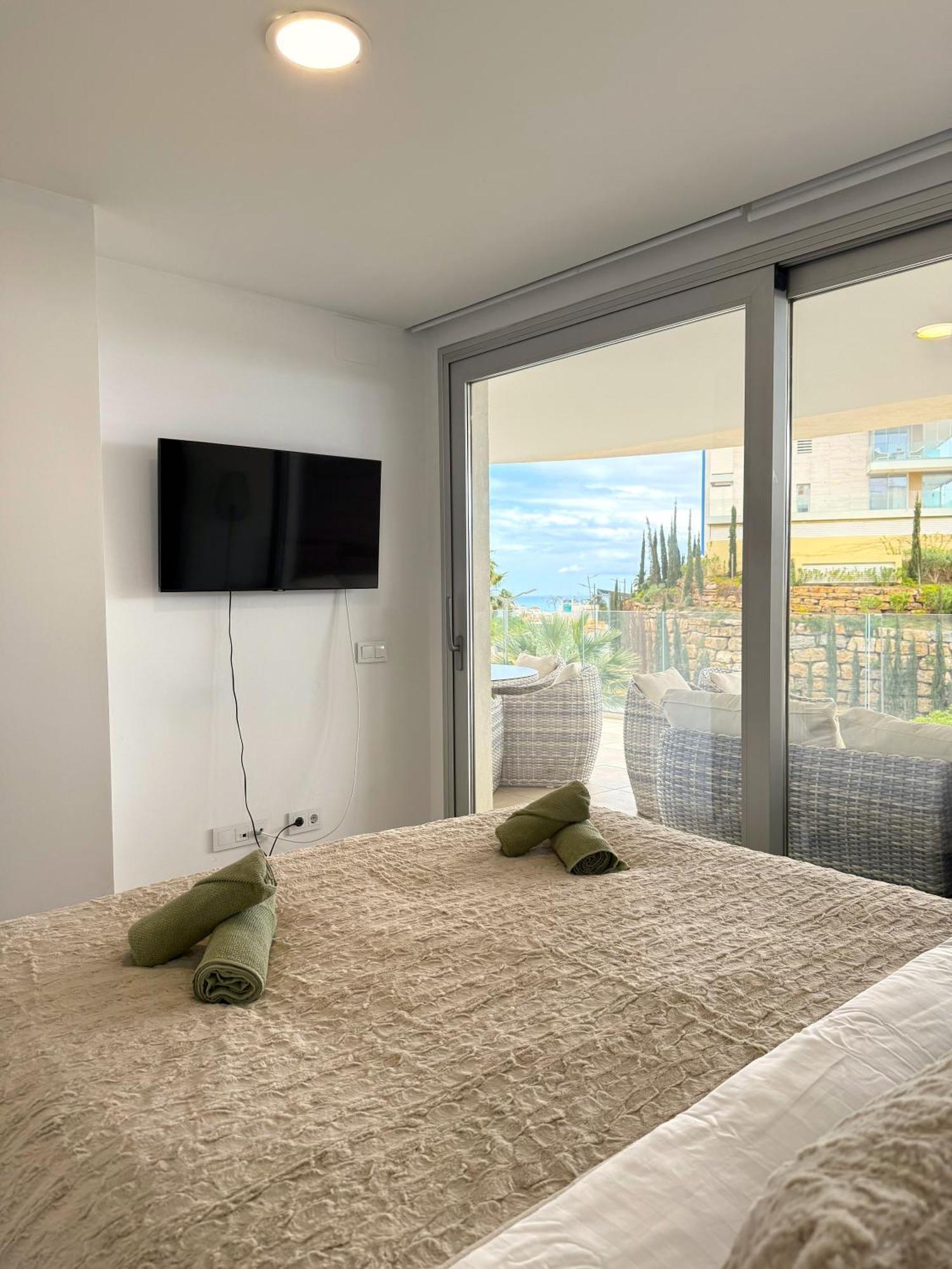 Happy Travel Panoramica Apartment Fuengirola Bagian luar foto